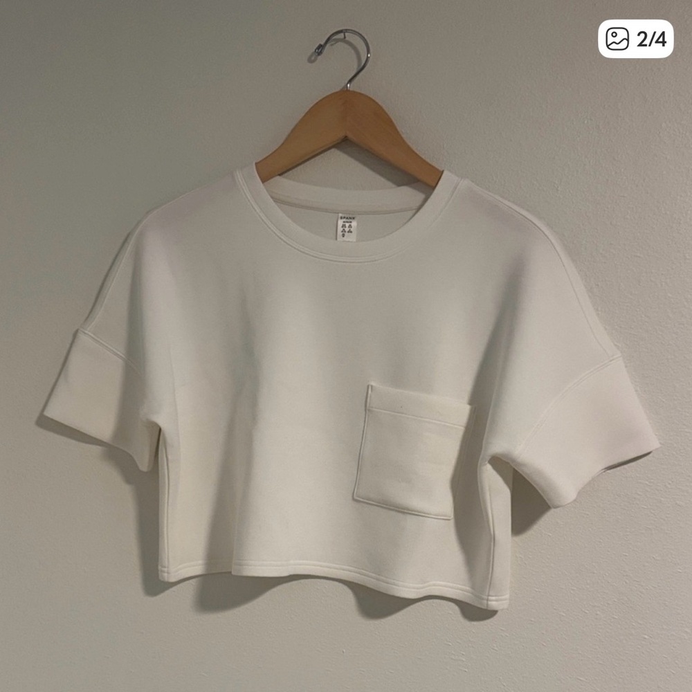 Spanx airessential tee  White Cropped Top sz Large